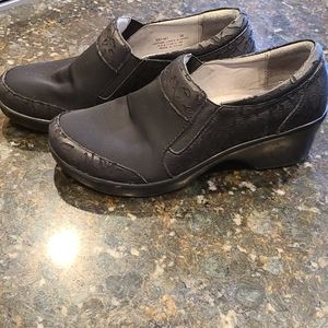 Alegria shoes